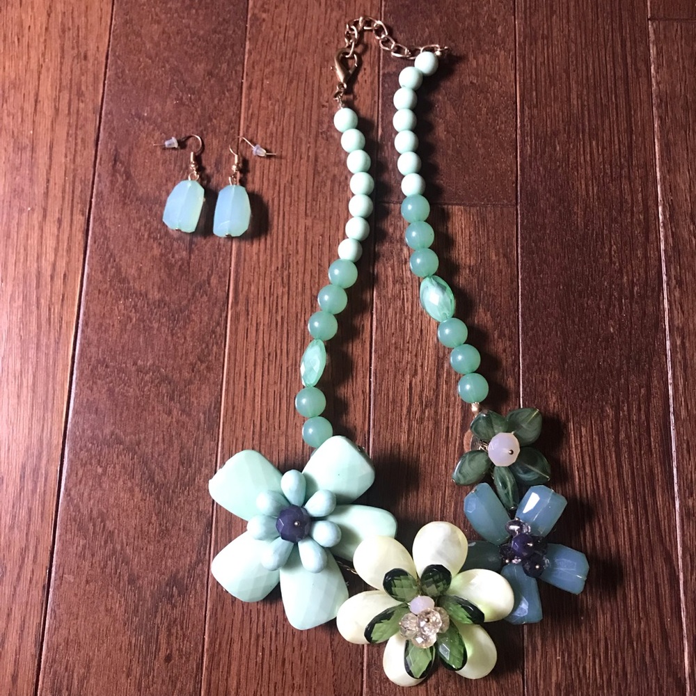 Green Floral Set